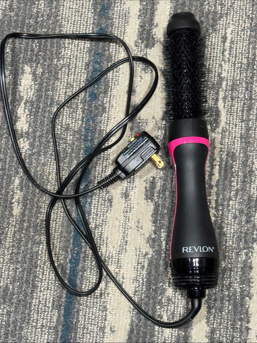 Revlon One-Step Root Booster Round Brush Hair Dryer & Styler black & pink